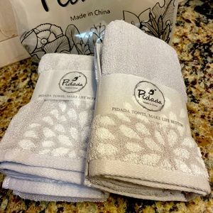 Pidada Hand Towels